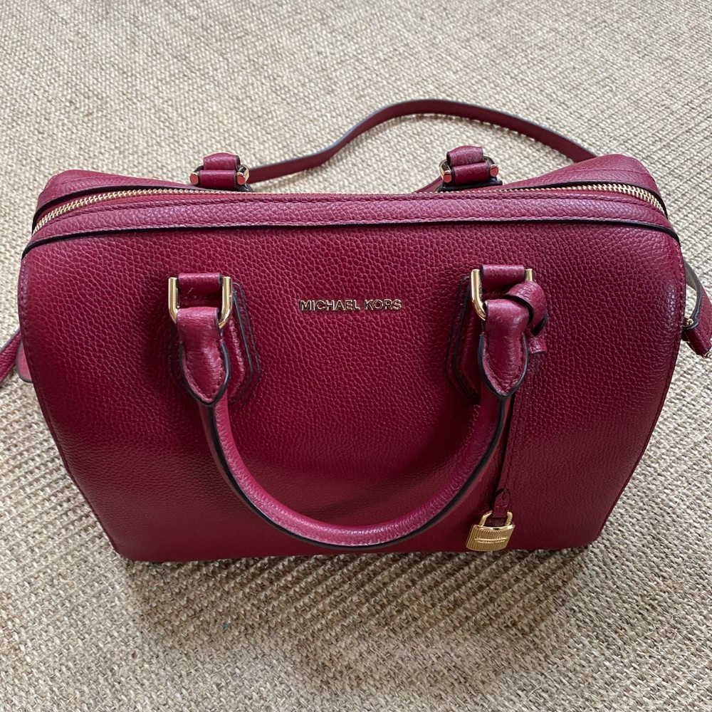 Michael Kors Leather Mercer Purse